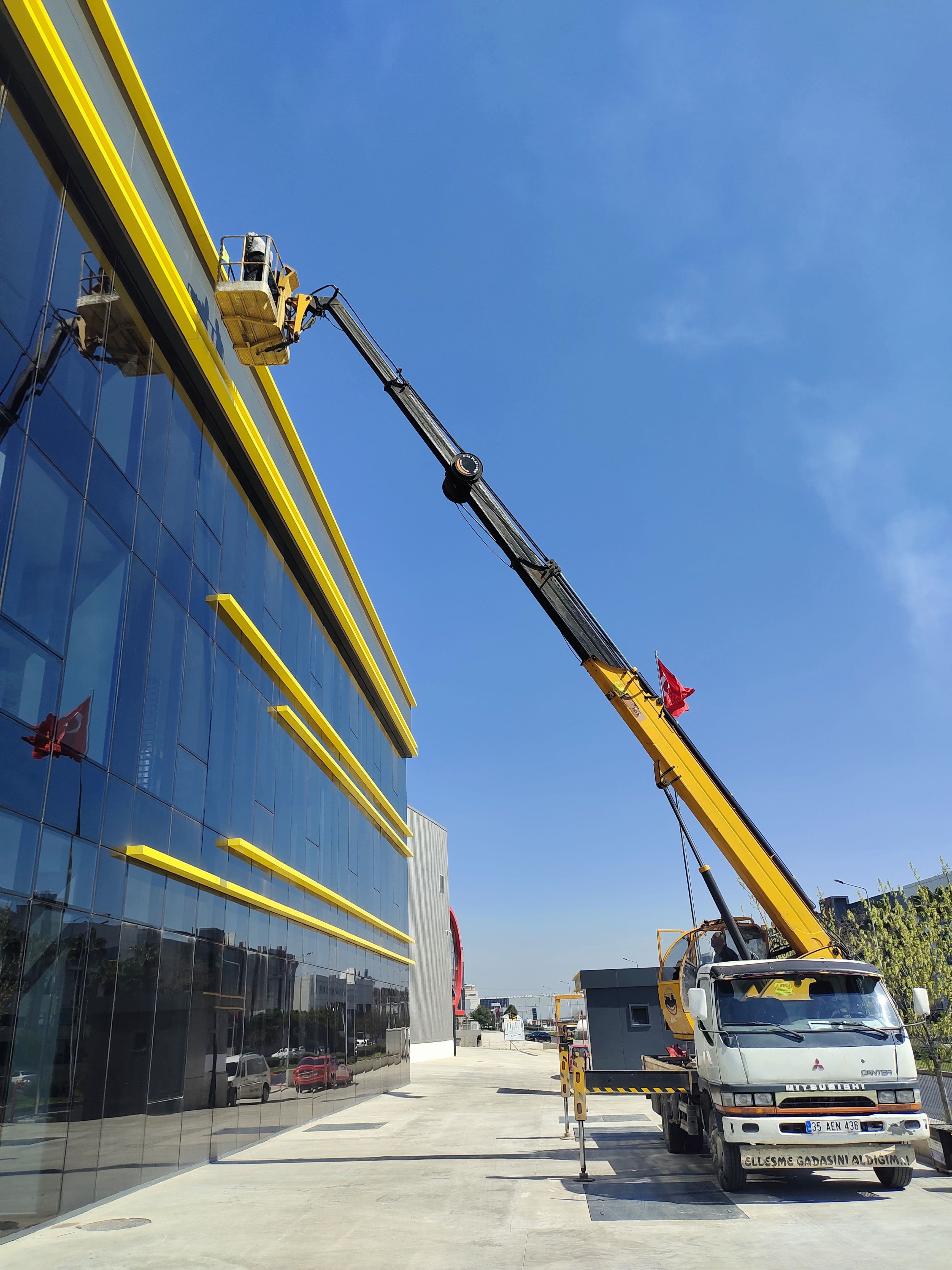 Dış cephe cam temizliği