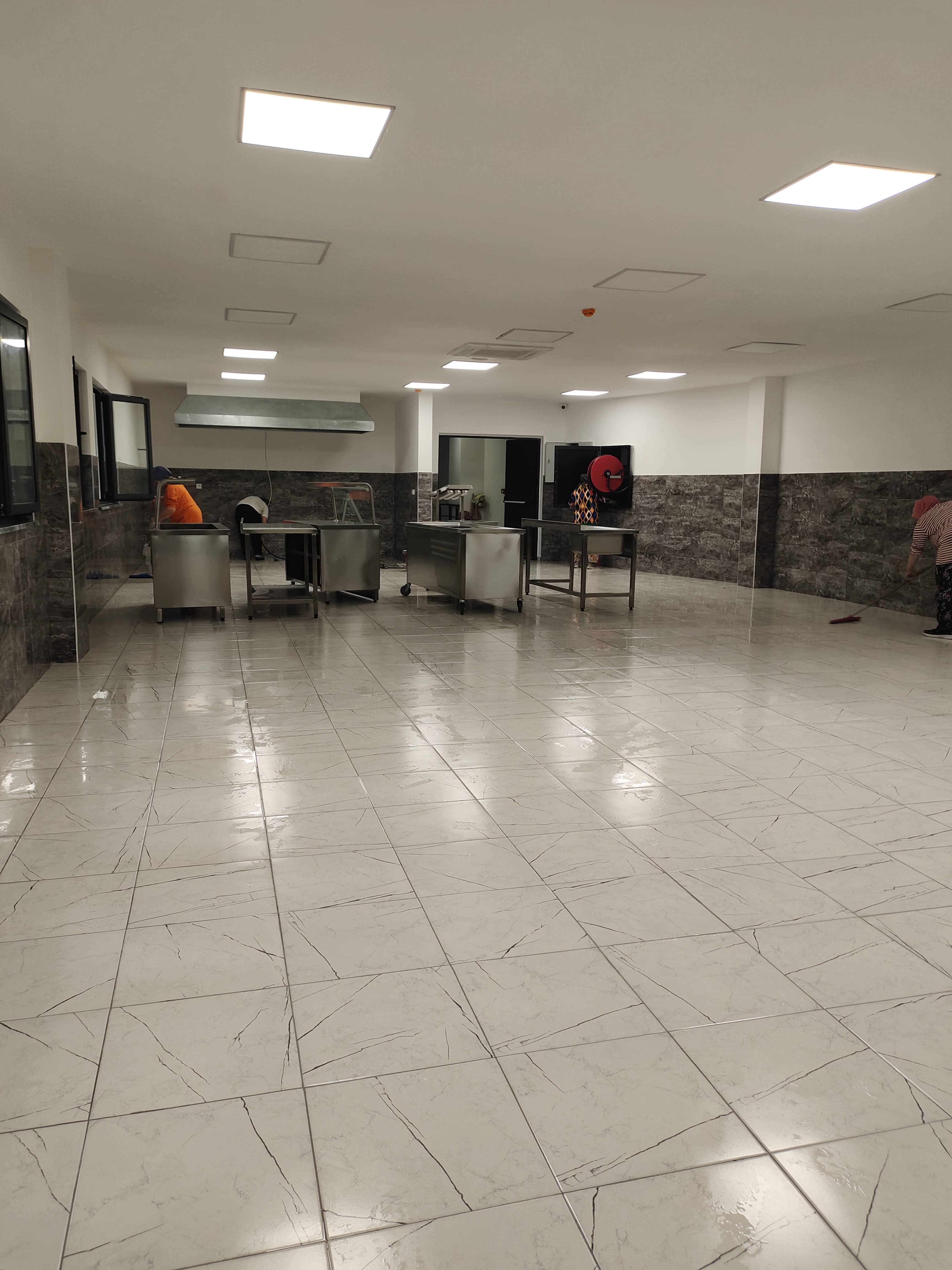 Fabrika iç mekan temizliği